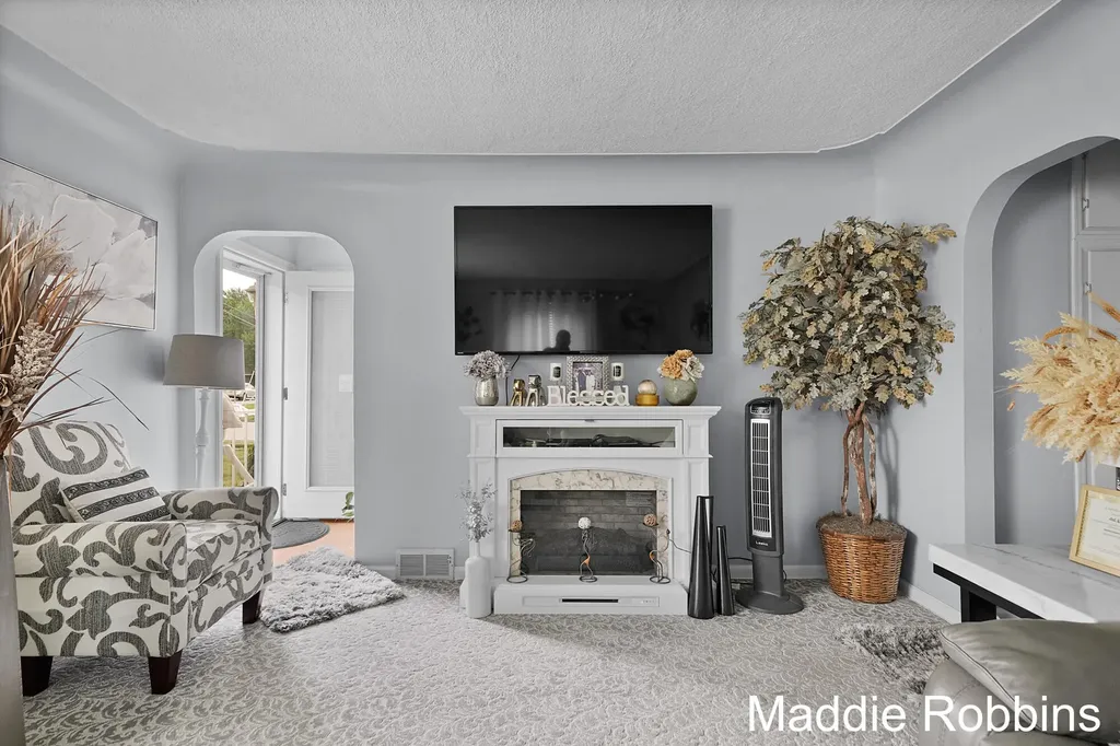 3835 Wilson Avenue SW Grandville City MI 49418
