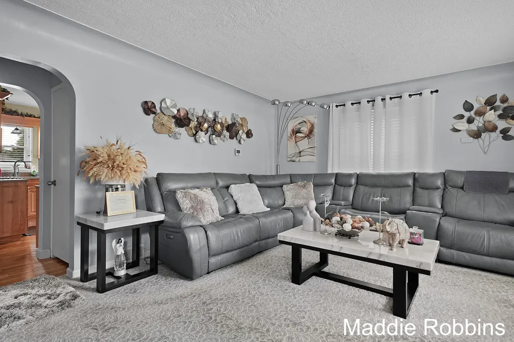 3835 Wilson Avenue SW Grandville City MI 49418