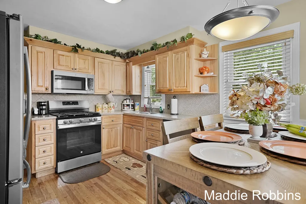 3835 Wilson Avenue SW Grandville City MI 49418