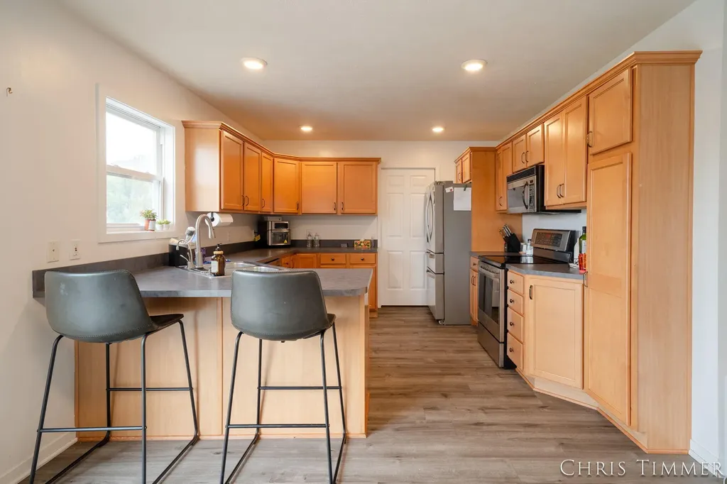 1877 Sun Park Drive Zeeland Charter Township MI 49464