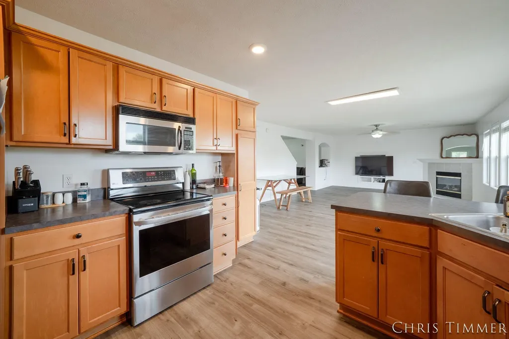 1877 Sun Park Drive Zeeland Charter Township MI 49464
