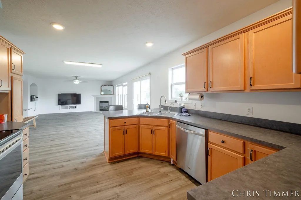 1877 Sun Park Drive Zeeland Charter Township MI 49464