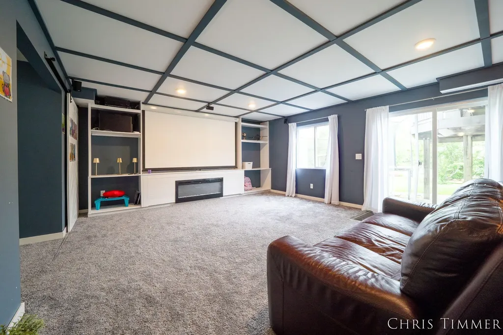 1877 Sun Park Drive Zeeland Charter Township MI 49464