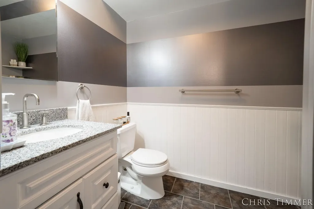 1877 Sun Park Drive Zeeland Charter Township MI 49464
