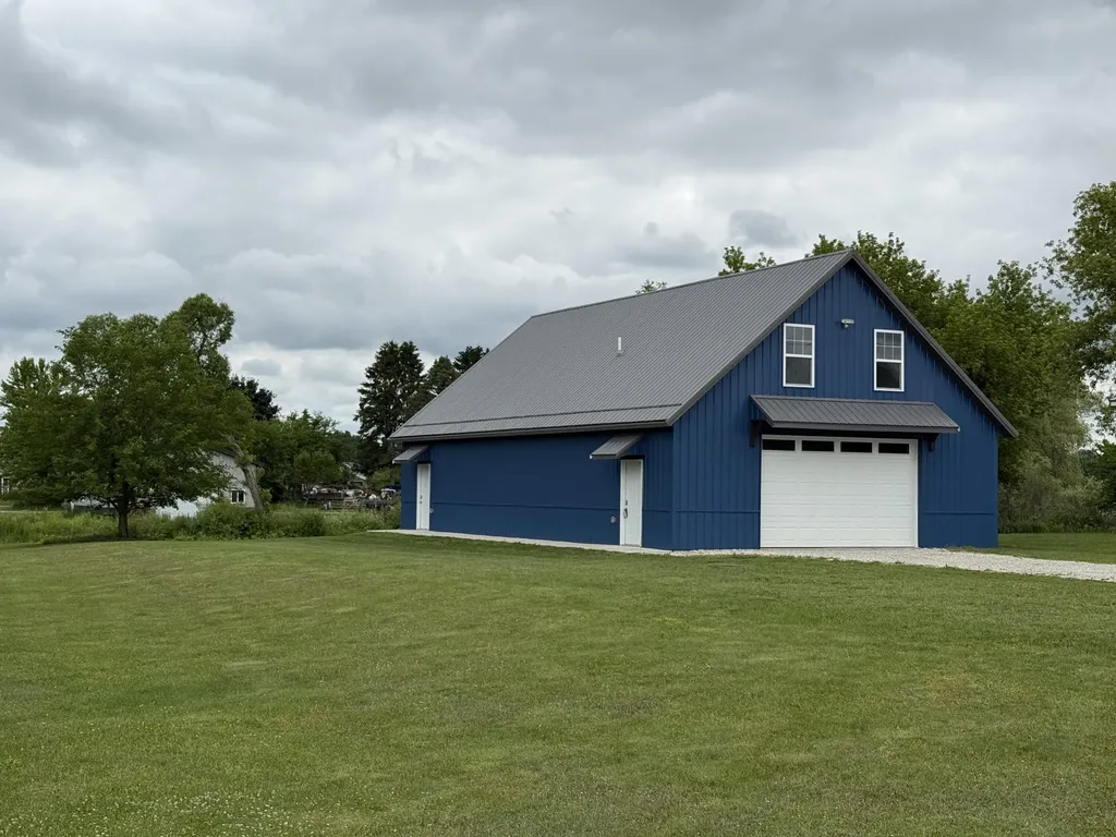 91 Dickerson View SW Douglass Township MI 48888