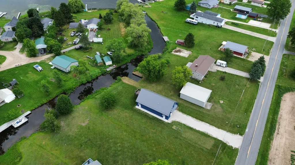 91 Dickerson View SW Douglass Township MI 48888