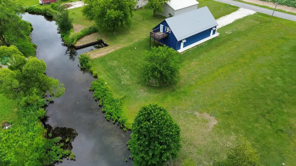 91 Dickerson View SW Douglass Township MI 48888