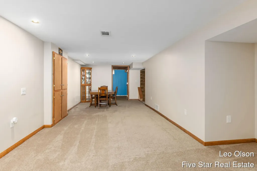 1450 Blanchard Street SW Wyoming City MI 49509