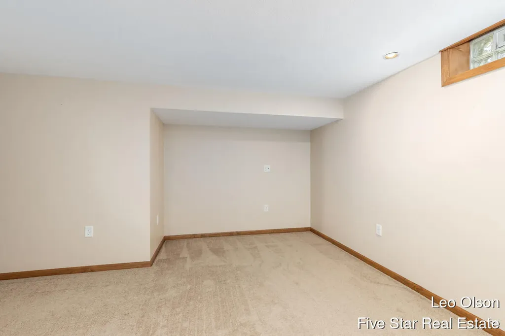 1450 Blanchard Street SW Wyoming City MI 49509