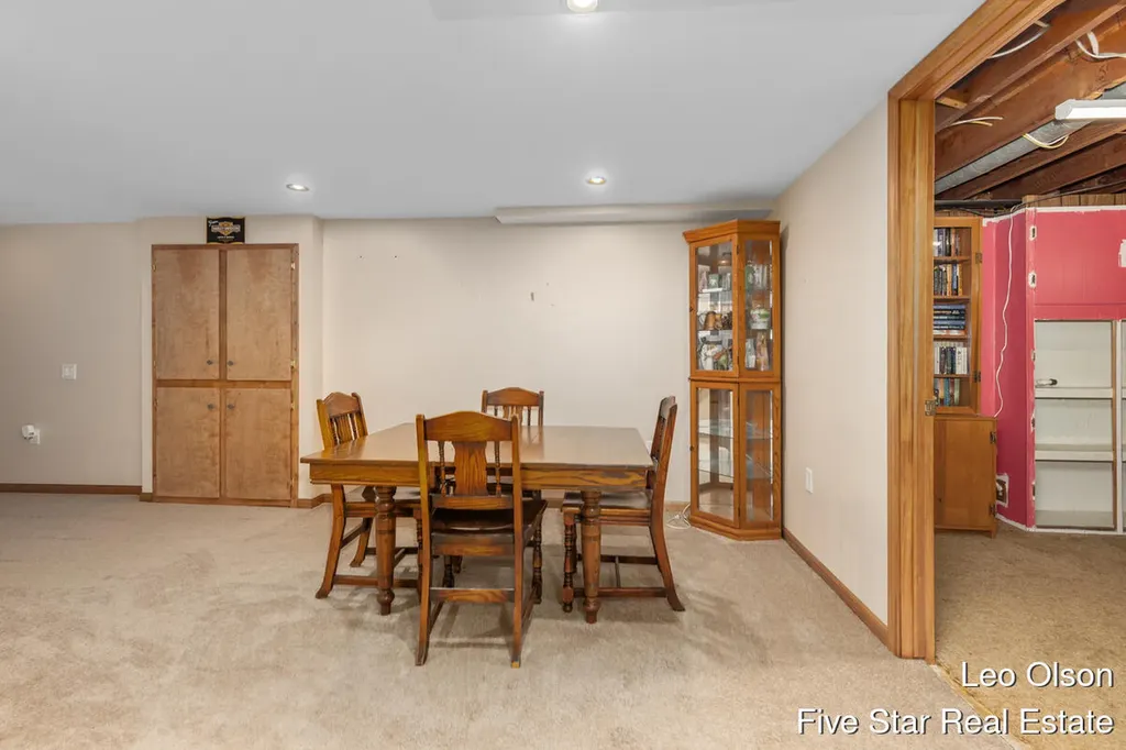 1450 Blanchard Street SW Wyoming City MI 49509
