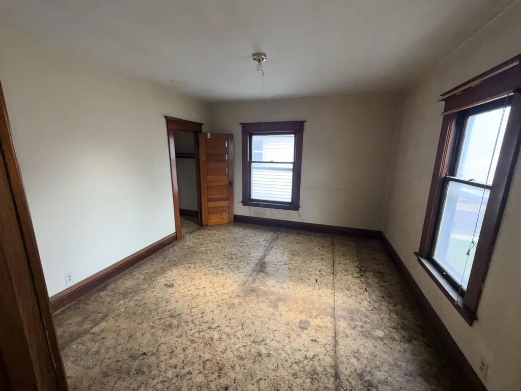 655 Dolbee Avenue SE Grand Rapids City MI 49506