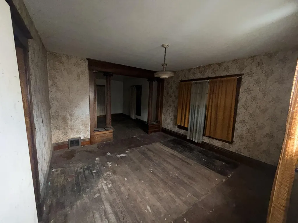 655 Dolbee Avenue SE Grand Rapids City MI 49506
