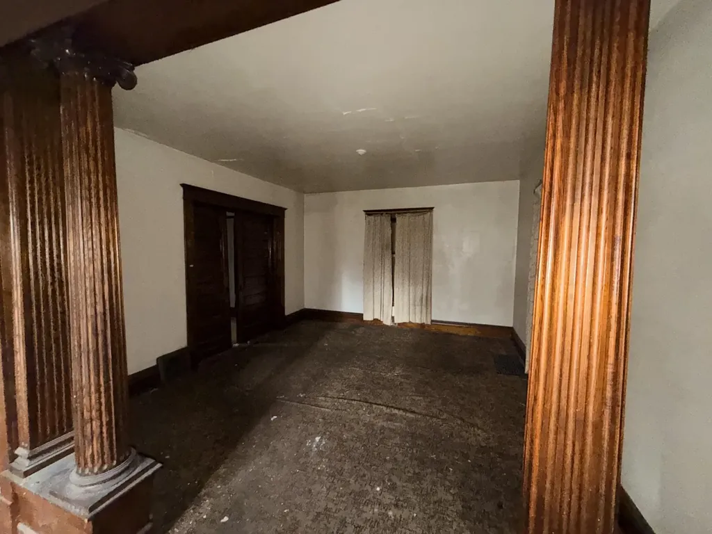 655 Dolbee Avenue SE Grand Rapids City MI 49506