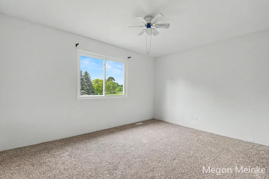 105 Pineview Drive Belding City MI 48809