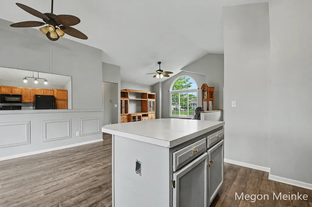 105 Pineview Drive Belding City MI 48809