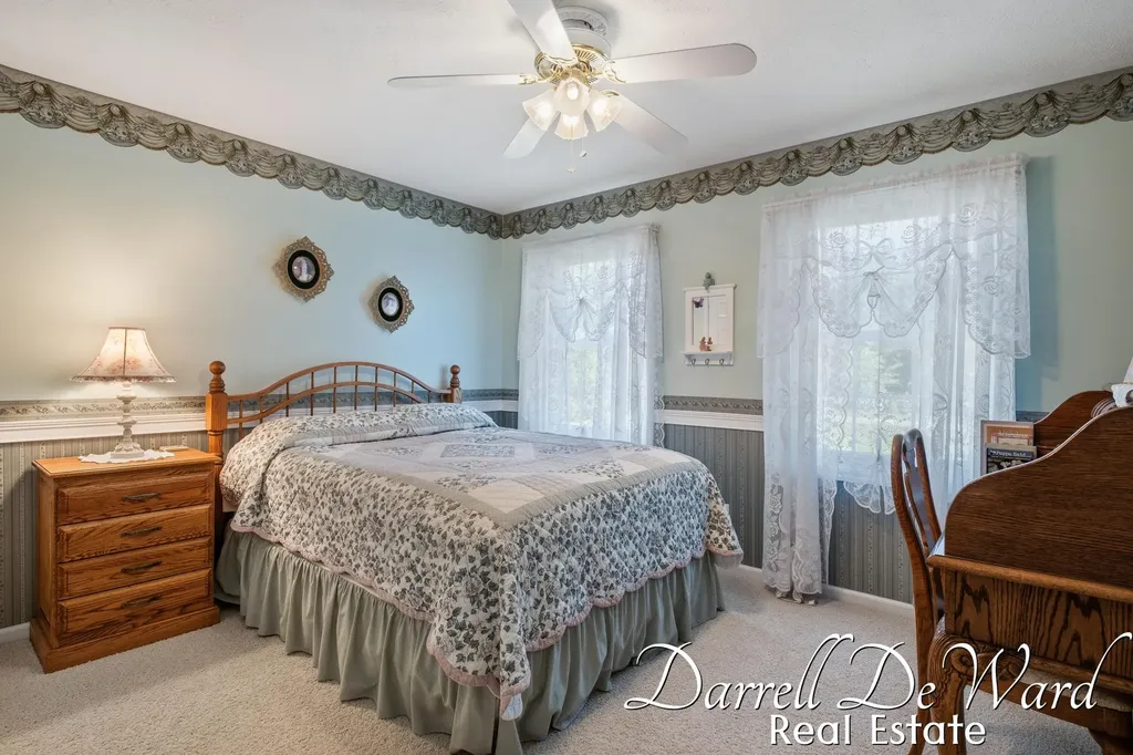 13850 Thompson Drive NE Vergennes Township MI 49331