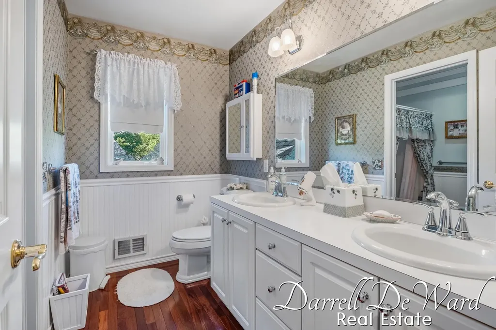 13850 Thompson Drive NE Vergennes Township MI 49331