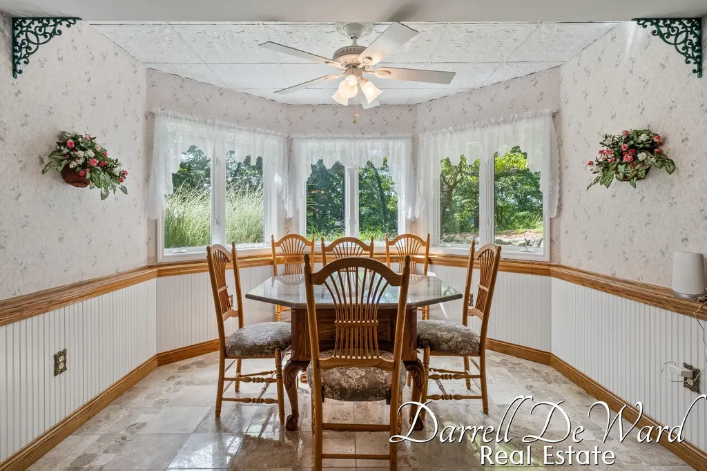 13850 Thompson Drive NE Vergennes Township MI 49331