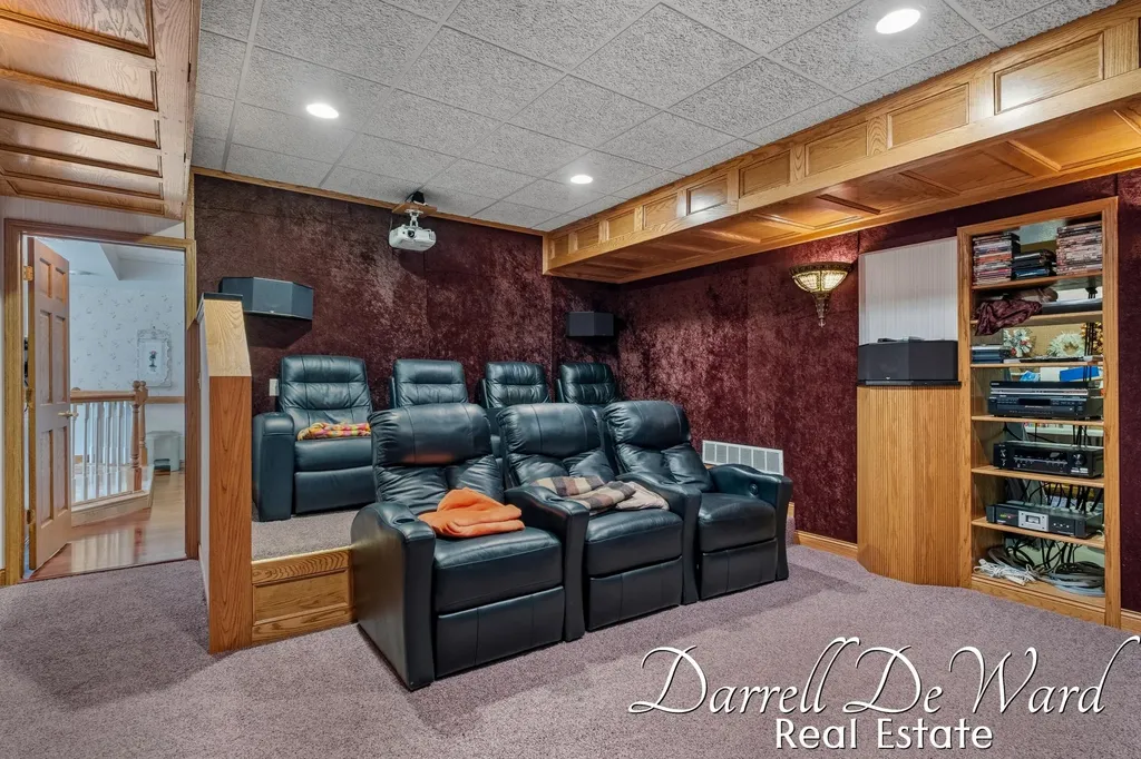 13850 Thompson Drive NE Vergennes Township MI 49331