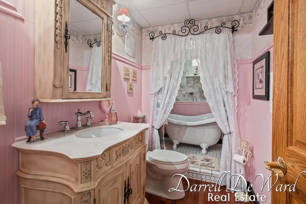 13850 Thompson Drive NE Vergennes Township MI 49331