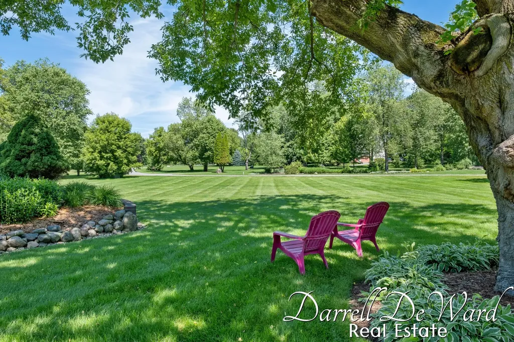 13850 Thompson Drive NE Vergennes Township MI 49331