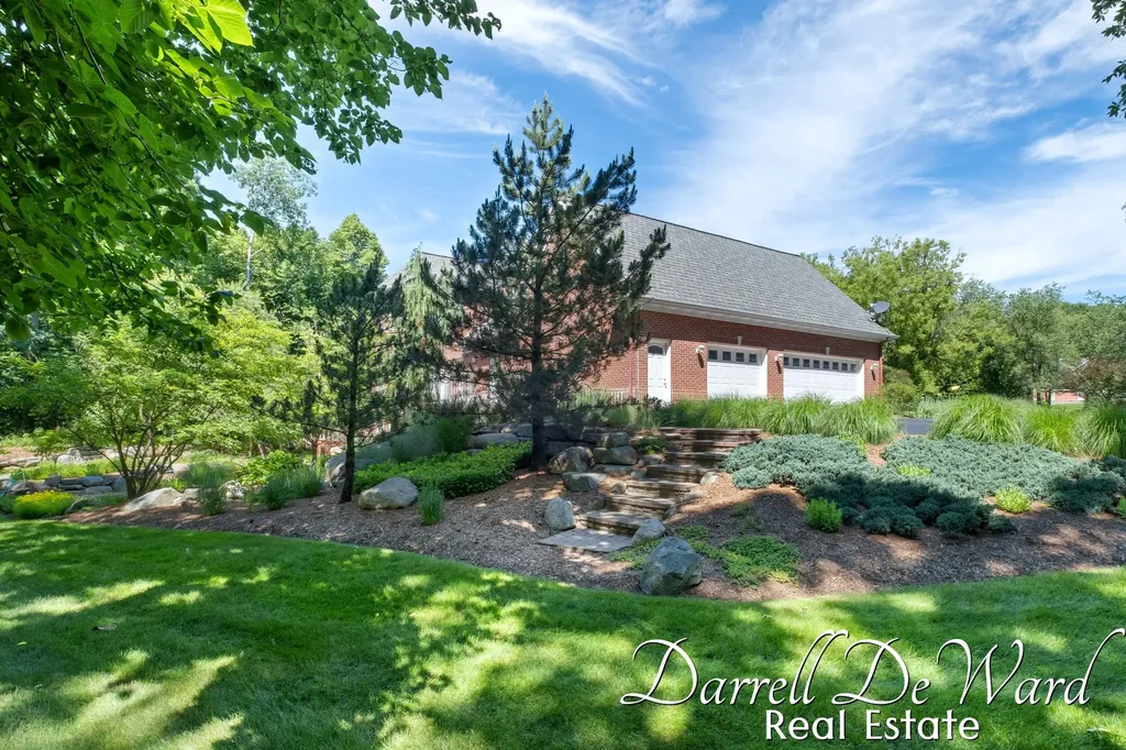 13850 Thompson Drive NE Vergennes Township MI 49331