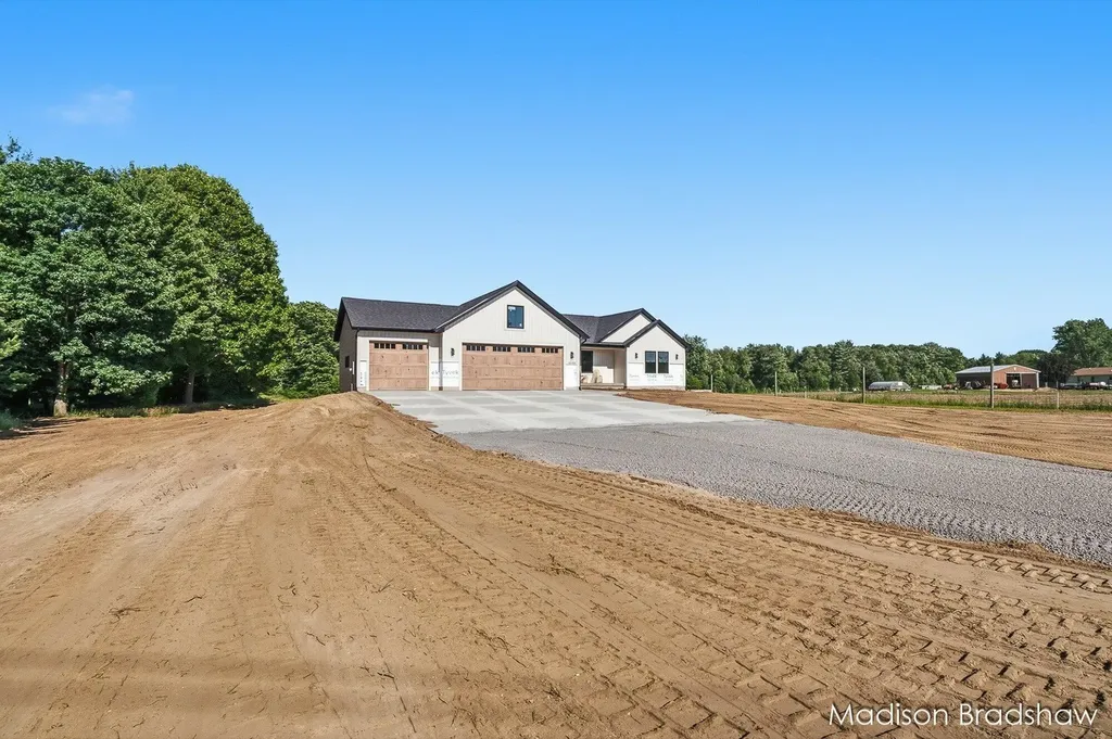 13792 84th Avenue Polkton Charter Township MI 49404
