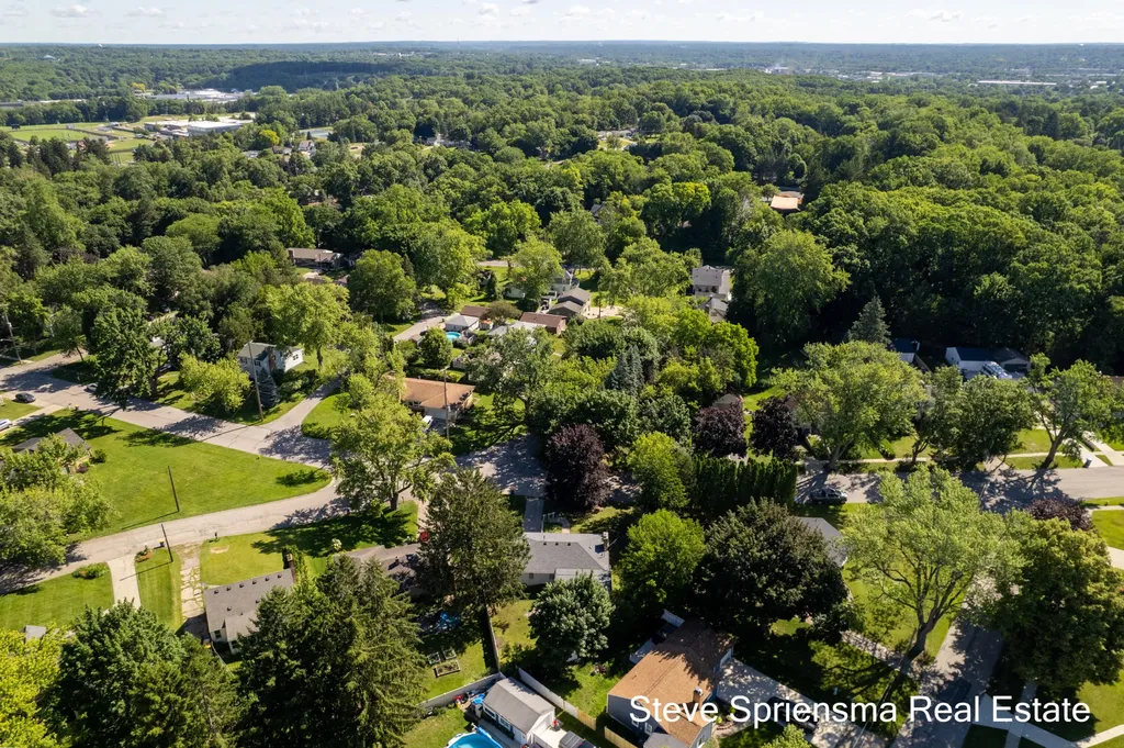 1355 Derby Drive NW Grand Rapids City MI 49504