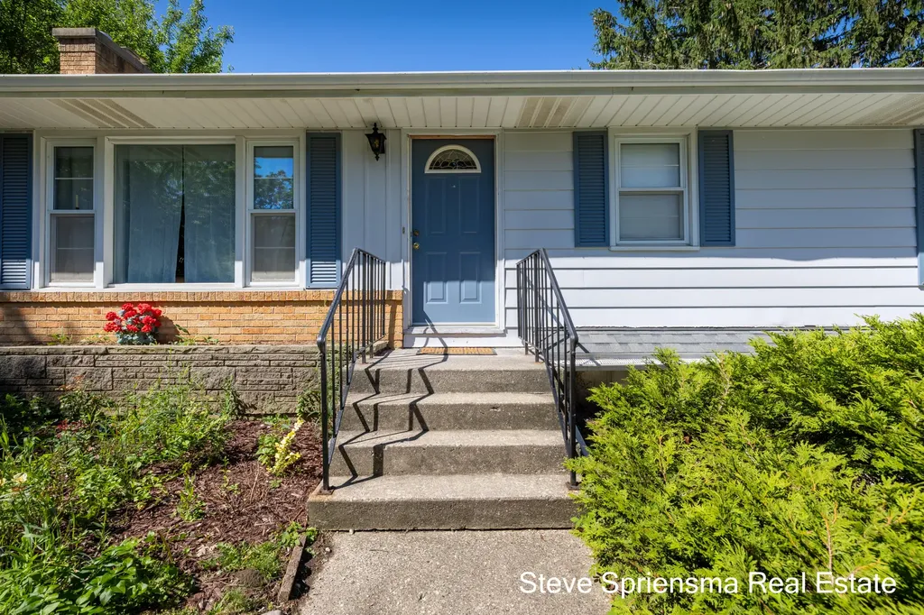 1355 Derby Drive NW Grand Rapids City MI 49504