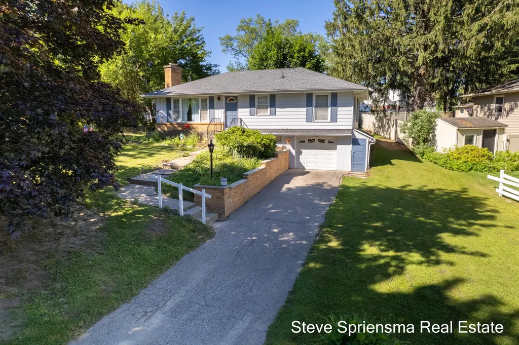 1355 Derby Drive NW Grand Rapids City MI 49504