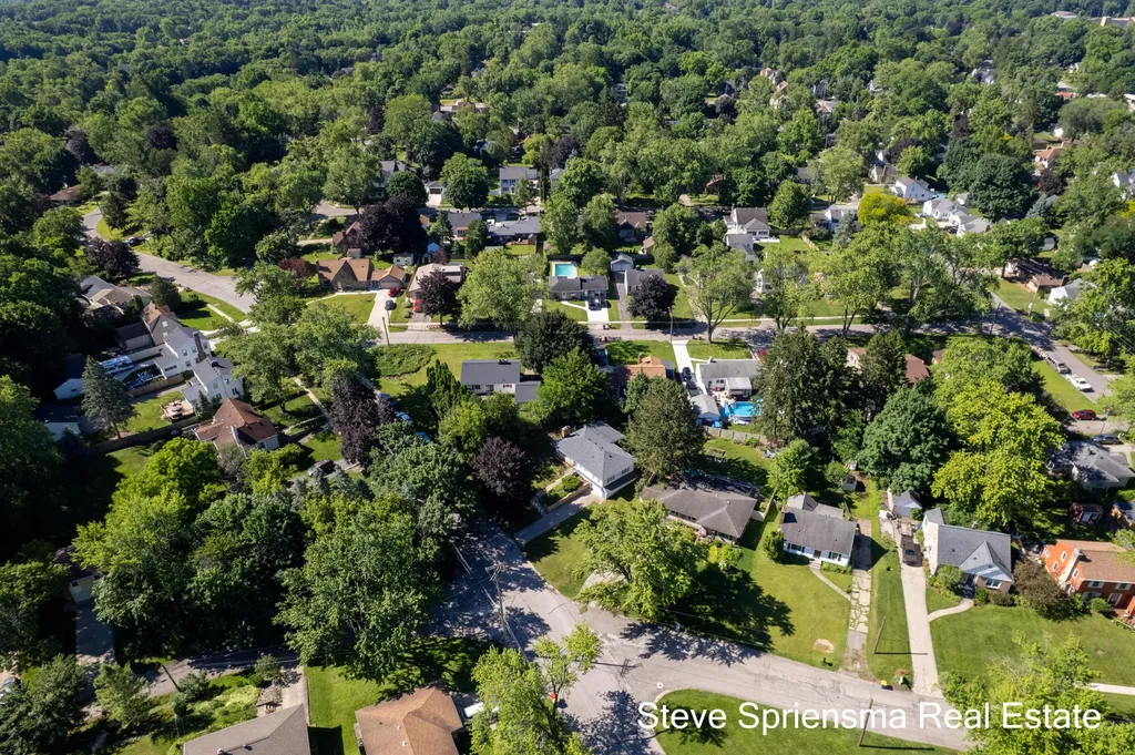 1355 Derby Drive NW Grand Rapids City MI 49504