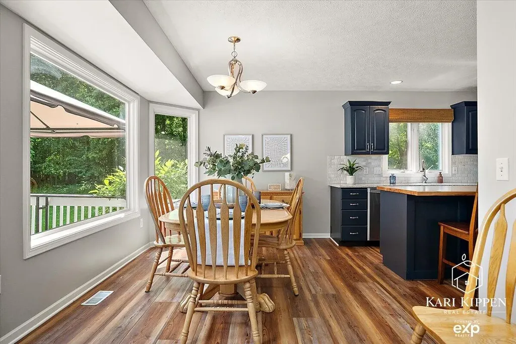 8150 Country Pine Drive SE Caledonia Township MI 49302