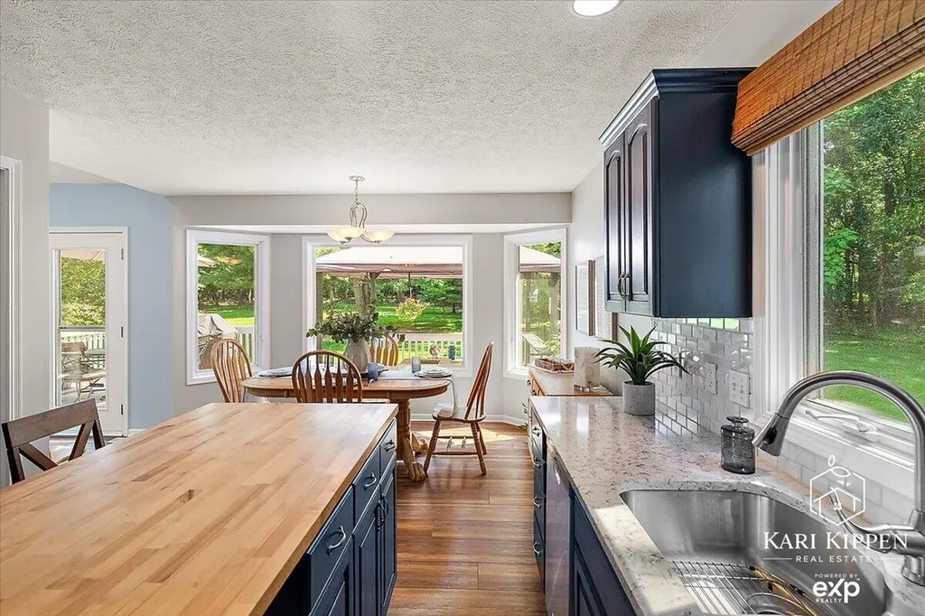 8150 Country Pine Drive SE Caledonia Township MI 49302