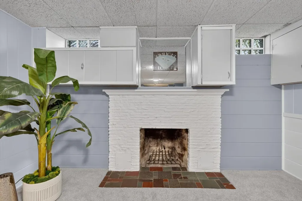 2507 Linden Avenue SE Grand Rapids City MI 49507
