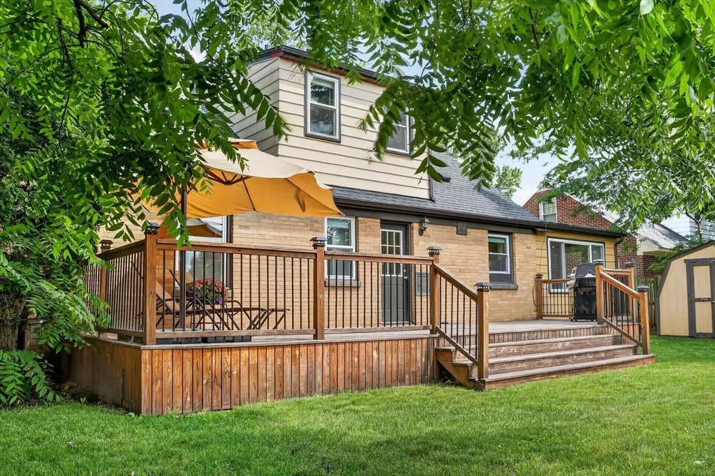 2507 Linden Avenue SE Grand Rapids City MI 49507