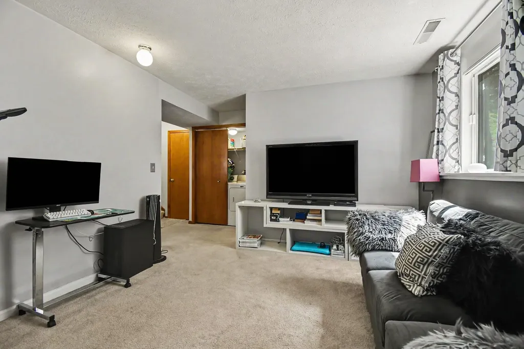 859 Summer Creek Court SE Kentwood City MI 49508