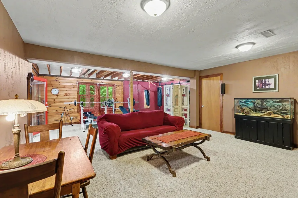 15295 E B Avenue Ross Township MI 49012