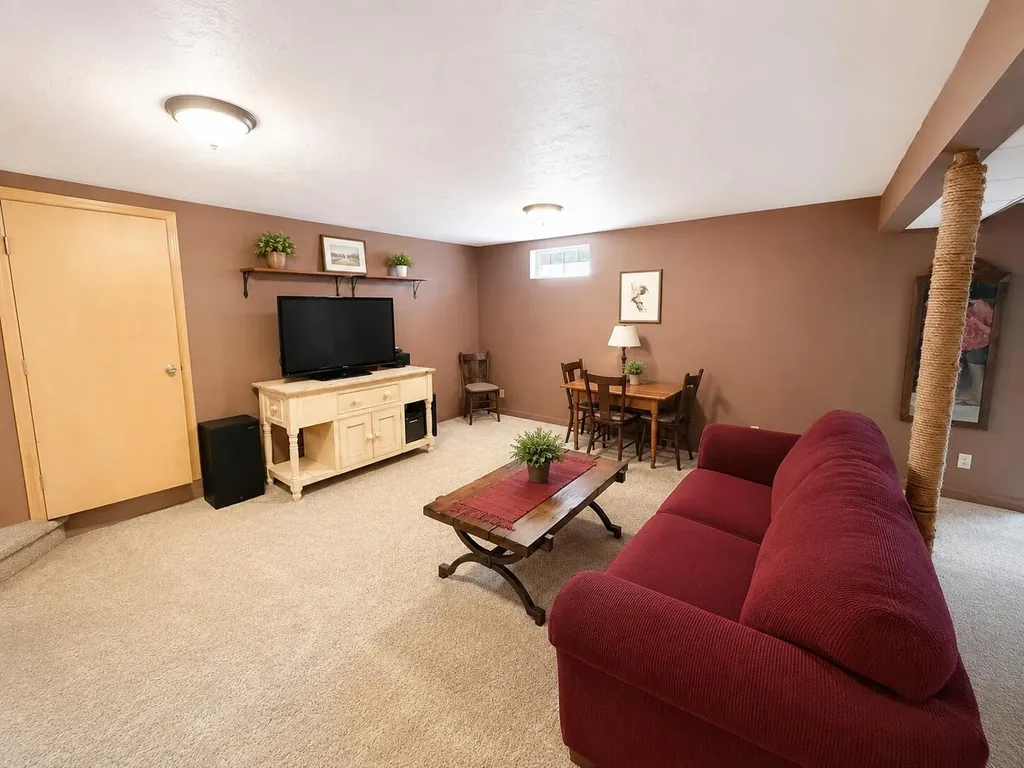 15295 E B Avenue Ross Township MI 49012