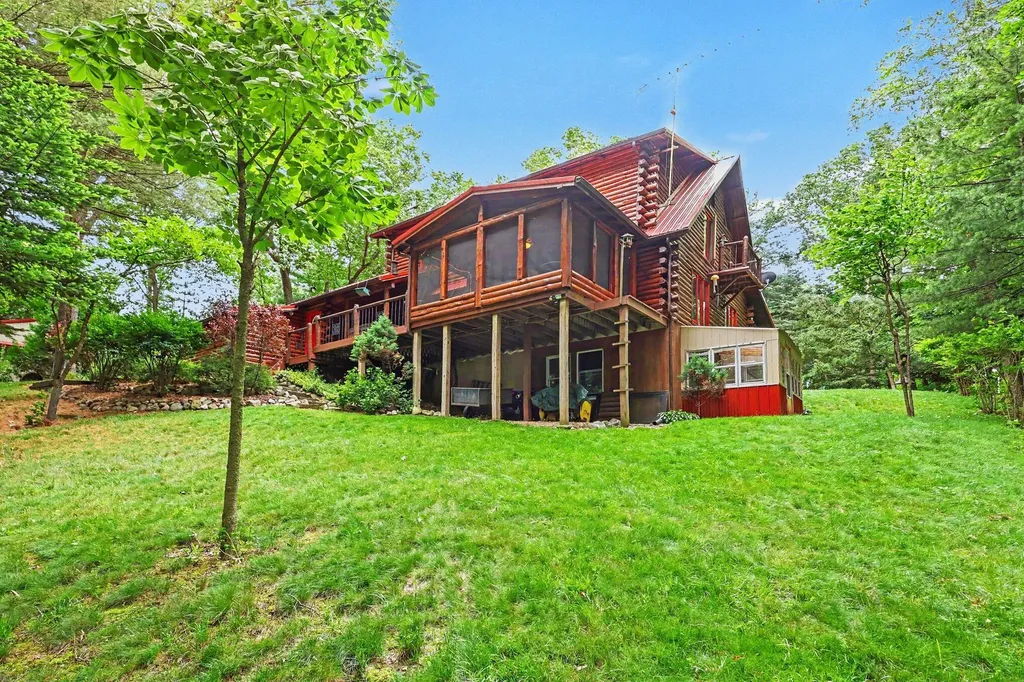 15295 E B Avenue Ross Township MI 49012