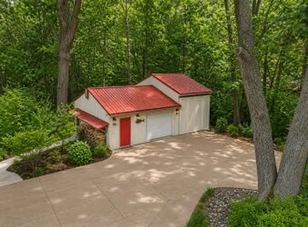 15295 E B Avenue Ross Township MI 49012