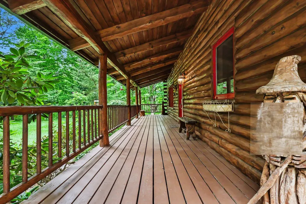 15295 E B Avenue Ross Township MI 49012