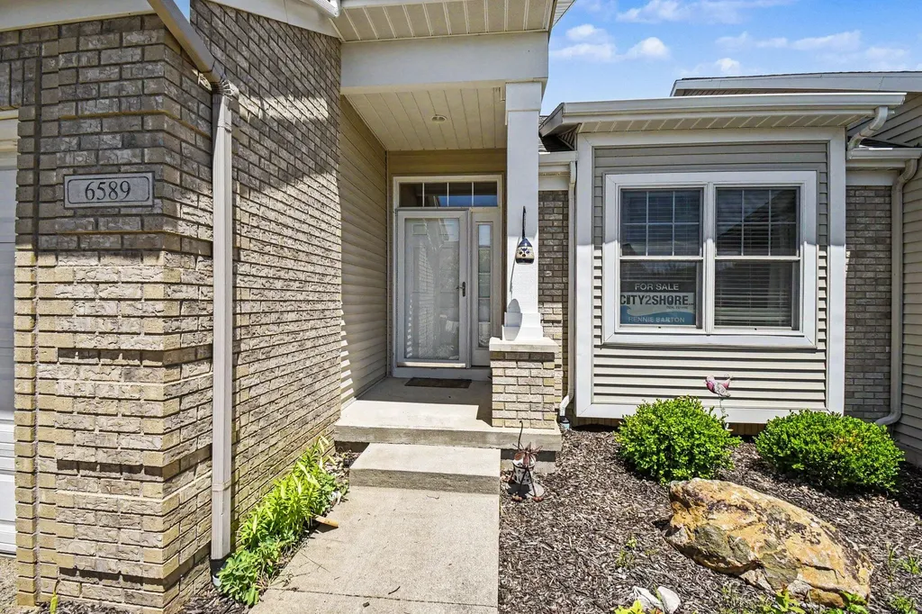 6589 Gracepoint Drive SE Gaines Charter Township MI 49316