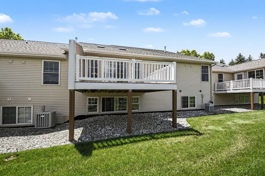 6589 Gracepoint Drive SE Gaines Charter Township MI 49316
