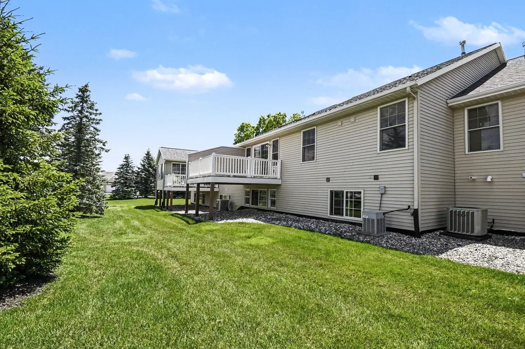 6589 Gracepoint Drive SE Gaines Charter Township MI 49316