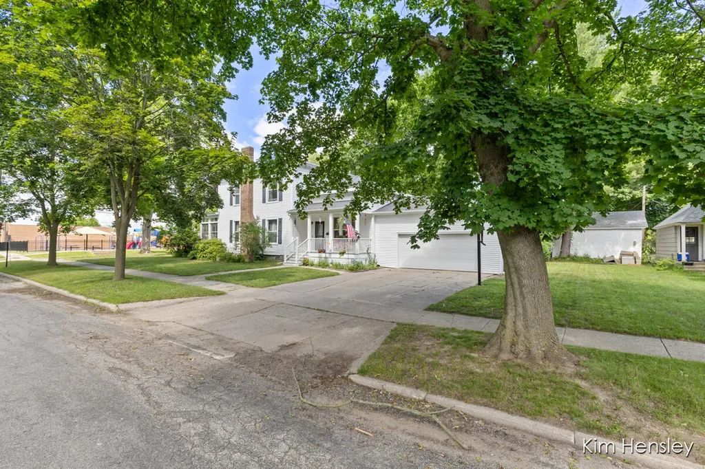 602 S Franklin Street Greenville City MI 48838