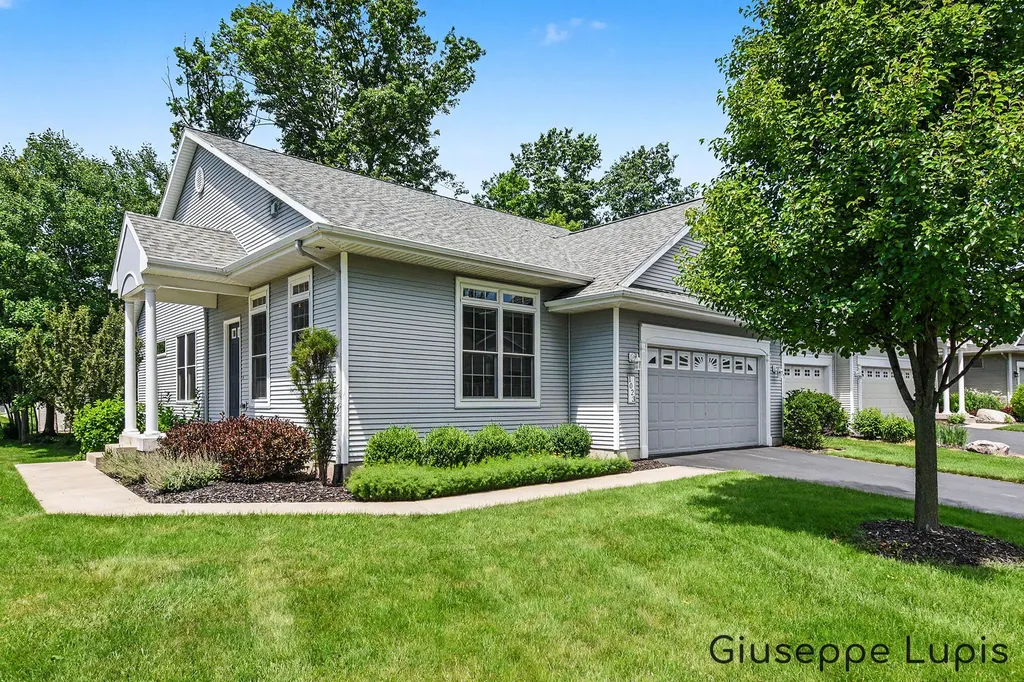 1023 Kensington Street NW Walker City MI 49534