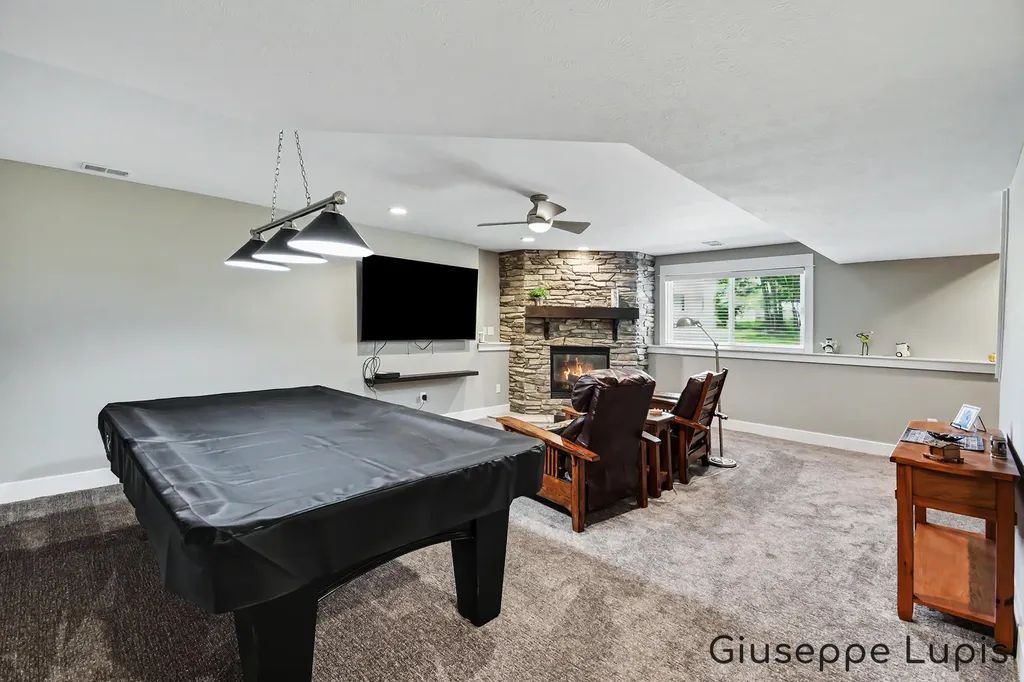 1023 Kensington Street NW Walker City MI 49534