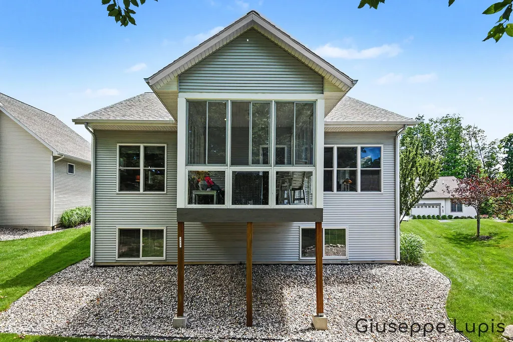 1023 Kensington Street NW Walker City MI 49534