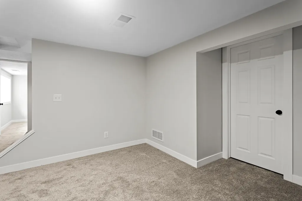 3276 Lombard Street SW Grandville City MI 49418