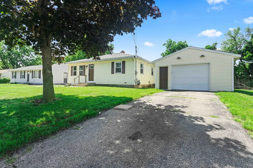 3276 Lombard Street SW Grandville City MI 49418
